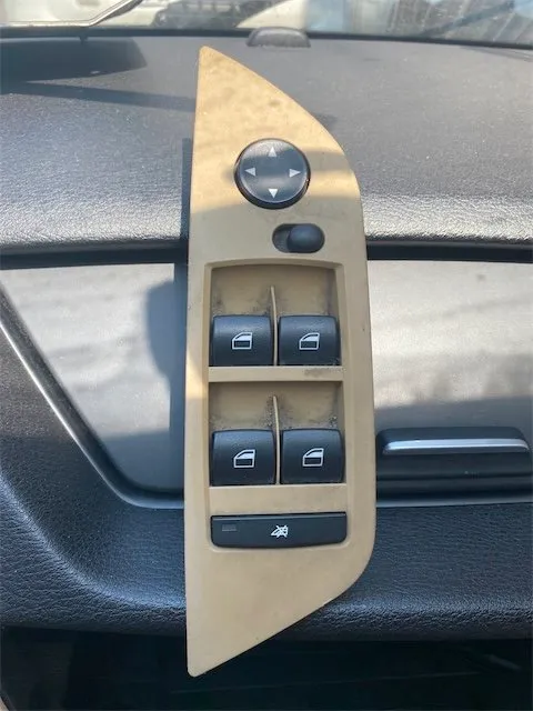 Pomili Rivestimenti interni Blocco comandi alzacristalli retrovisori BMW X1 E84 pulsantiera