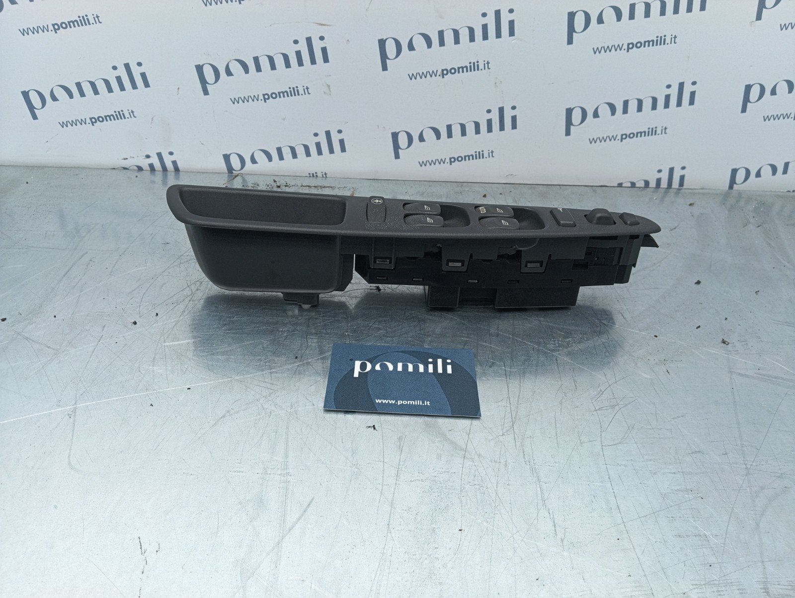 Pomili Rivestimenti interni e parti interne Volvo V40 S40 pulsantiera alzacristalli anteriore sinistra 30889745 usata