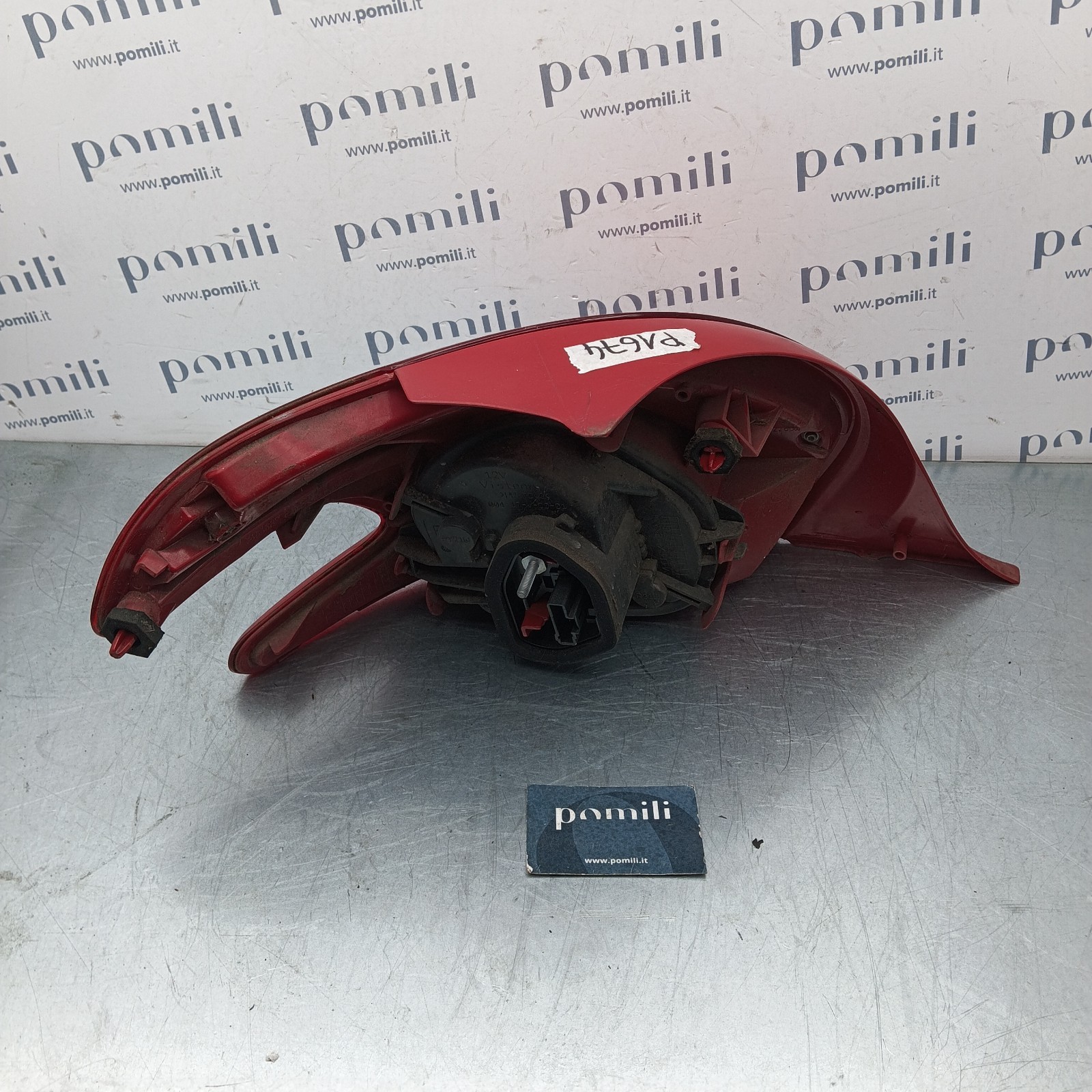 Pomili Fanaleria Peugeot 208 fanale posteriore destro usato 9672628380-03