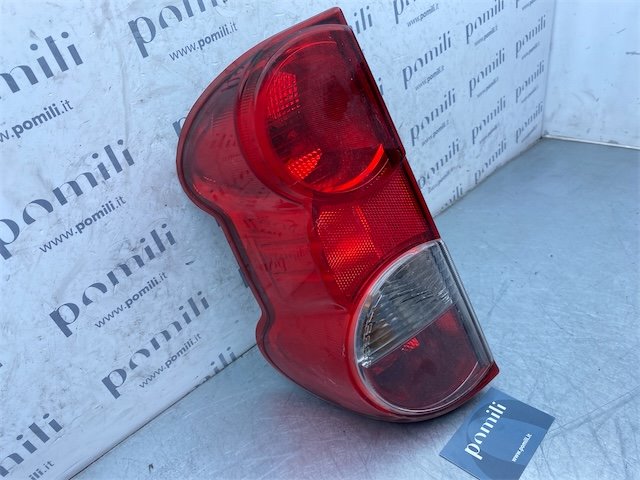Pomili Fanaleria Nissan NV200 (M20) fanale posteriore sinistro
