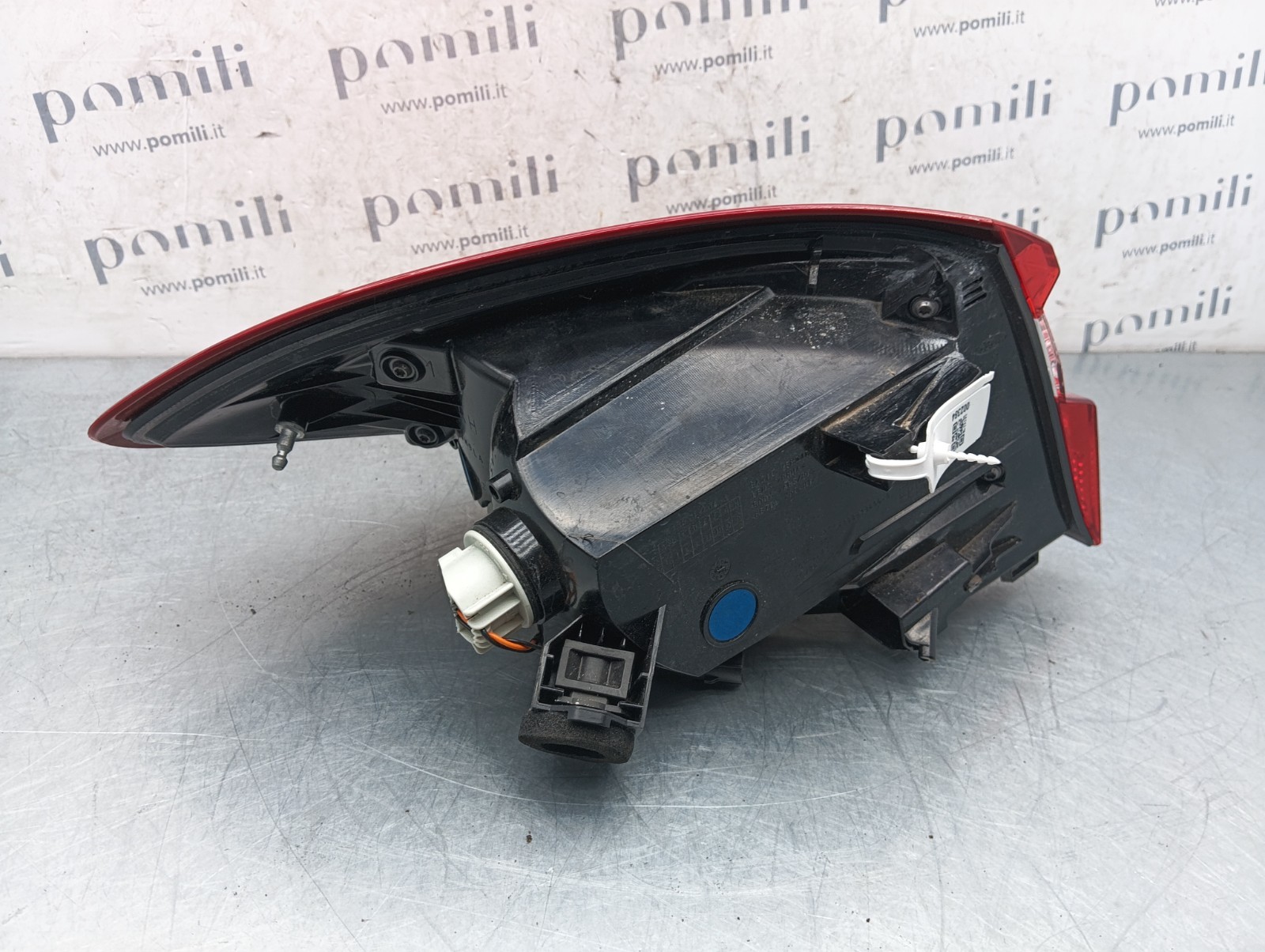 Pomili Fanaleria fanale posteriore destro Ford Fiesta H1BB13404BK usato