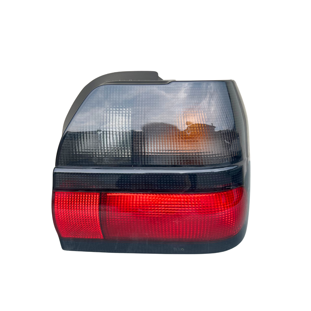 Sara Autoricambi Fanaleria 7711130024 fanale posteriore destro Renault 19
