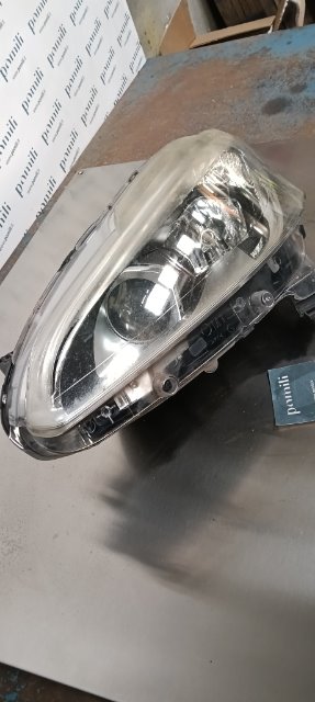 Pomili Fanaleria Proiettore Peugeot 208 sinistro 04/15-06/20