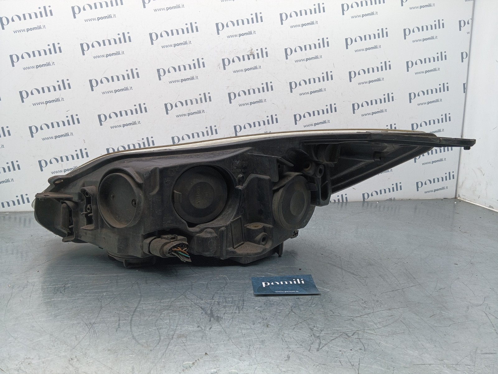 Pomili Fanaleria Ford Focus III 1481914820 faro anteriore destro usato