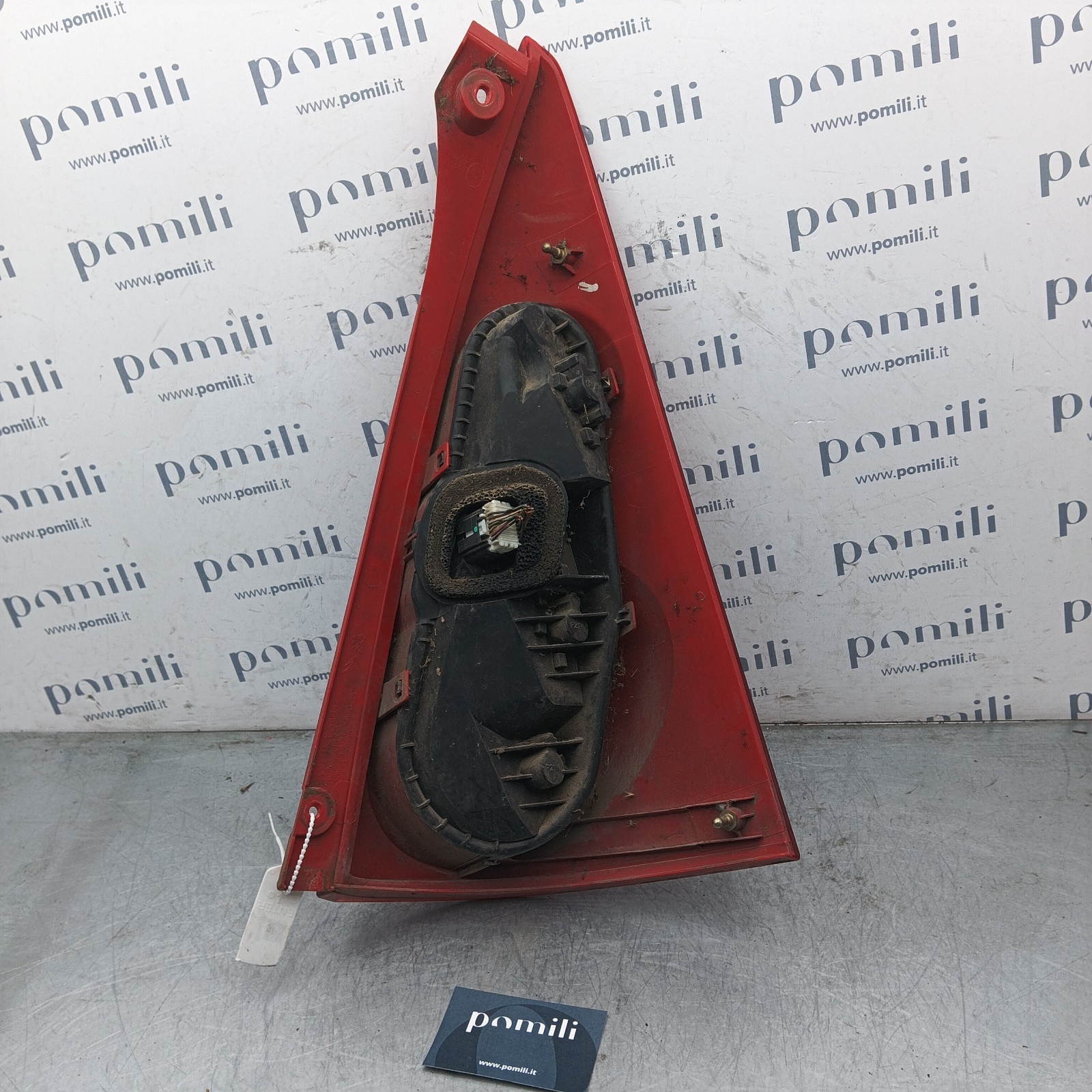 Pomili Fanaleria Citroen C1 Peugeot 107 fanale posteriore sinistro usato