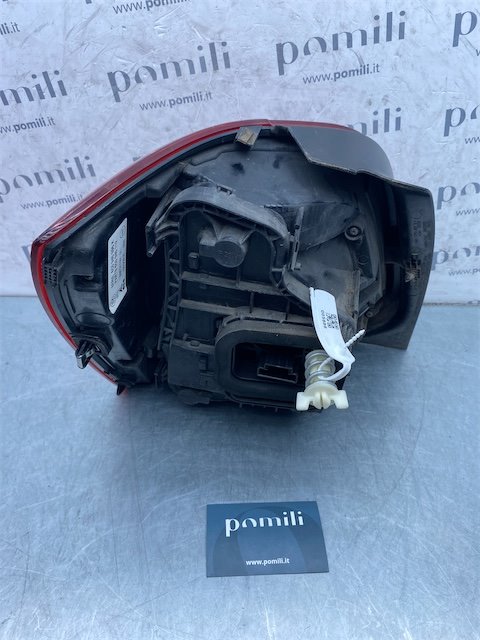 Pomili Fanaleria Fanale post. DX VOLKSWAGEN POLO (6C) (03/14>02/18<)