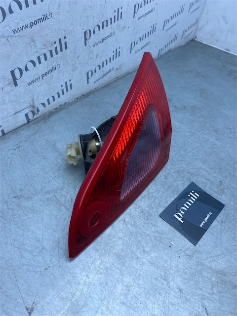 Pomili Fanaleria Colt fanale posteriore interno destro S002