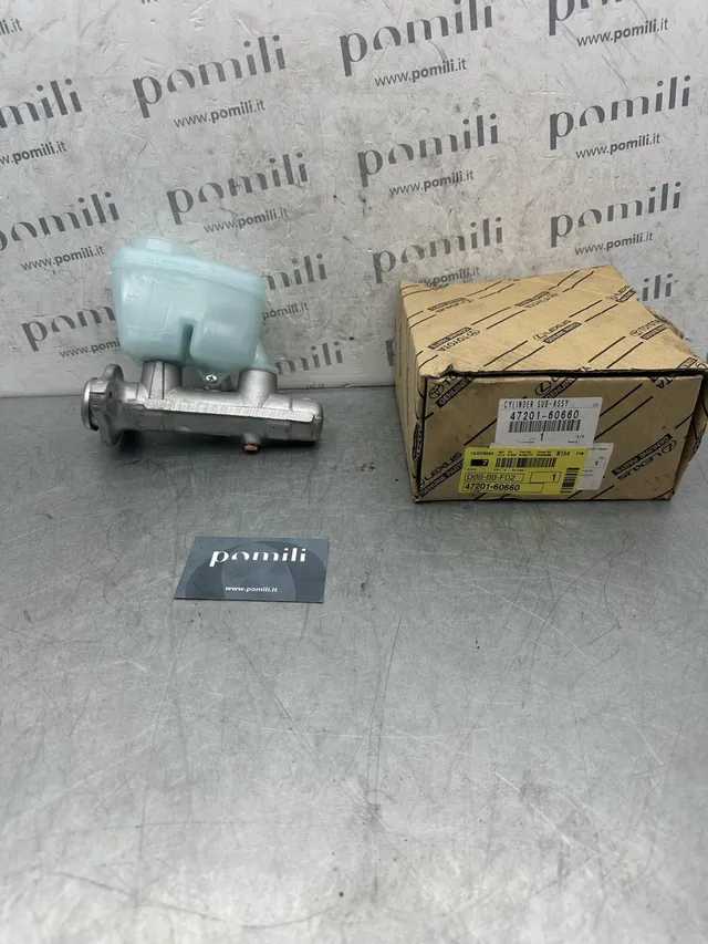 Pomili Freni e ricambi Pompa Cilindro Maestro Freno Toyota Land Cruiser 120 Prado 47201-60660 nuova