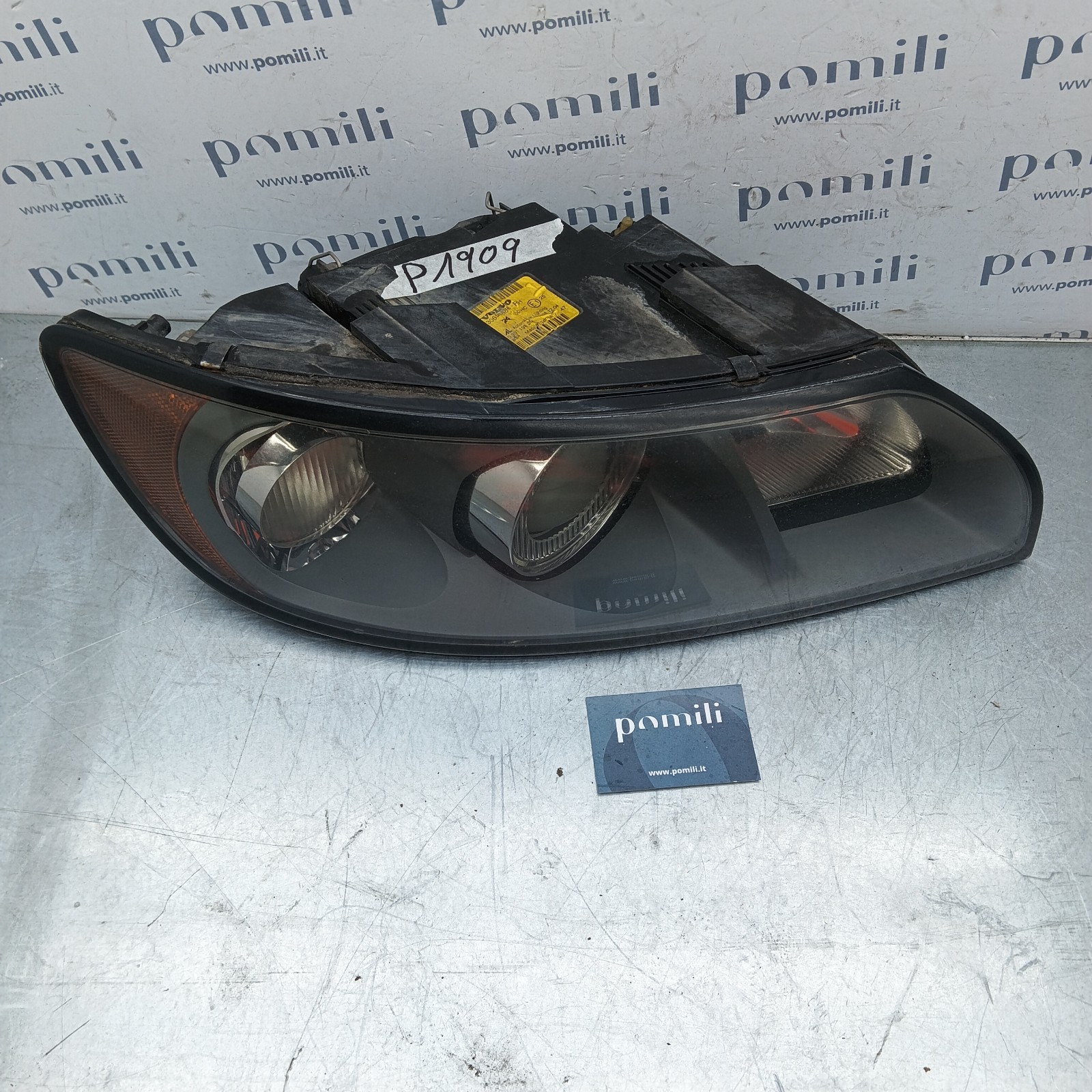 Pomili Fanaleria Faro anteriore destro Volvo V50 30698886 usato