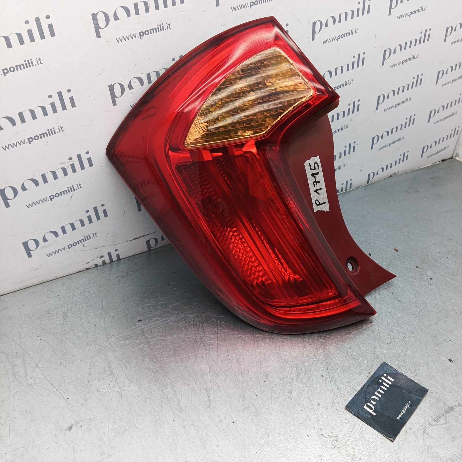 Pomili Fanaleria 92401-1Y0 fanale posteriore sinistro usato