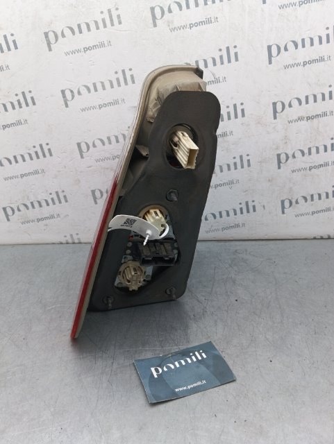 Pomili Fanaleria BMW X5 E53 fanale posteriore destro parte esterna