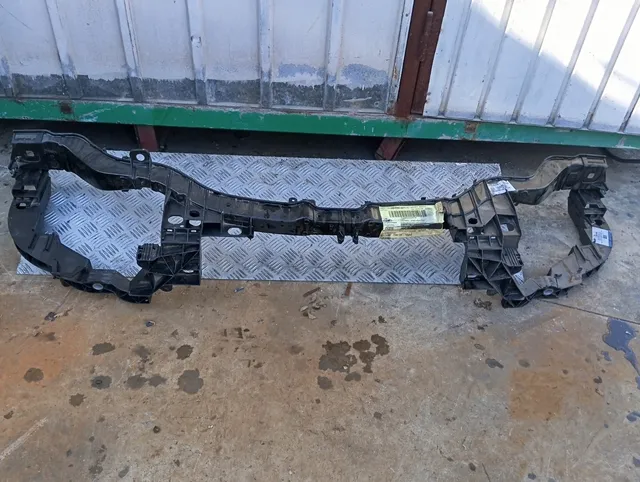Pomili Paraurti anteriore Armatura interna rinforzo Ford Kuga 2013-16 1788544 armatura nuova