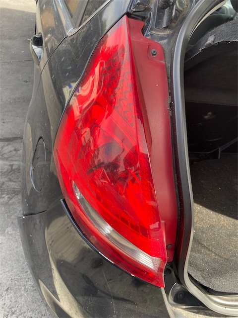 Pomili Fanaleria Ford Fiesta CB1 fanale posteriore sinistro