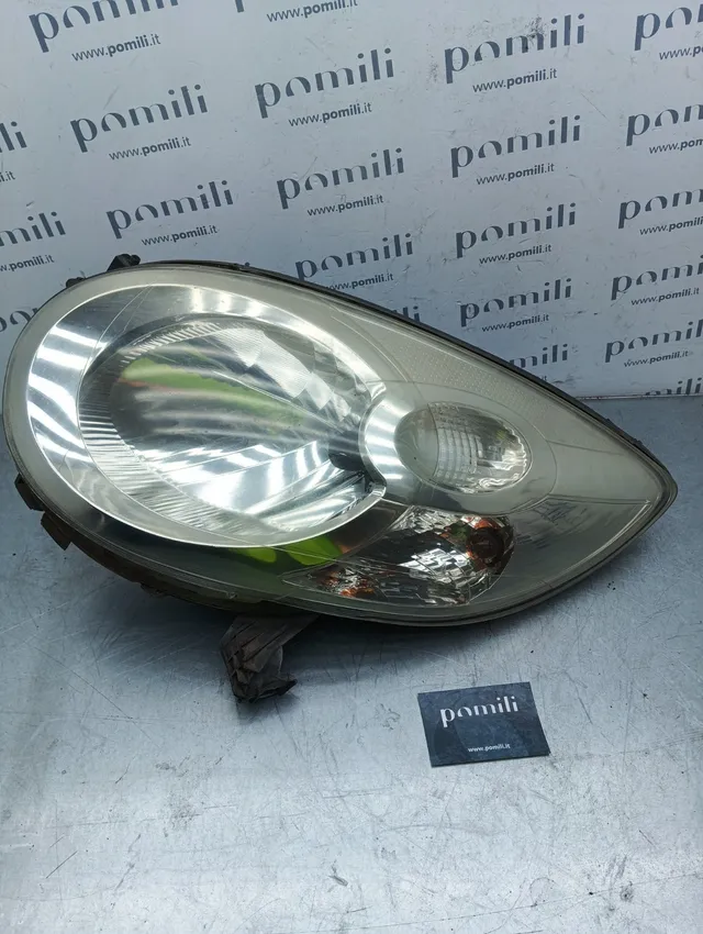 Pomili Fanaleria Faro anteriore Citroen C1 sinistro 89092918 usato