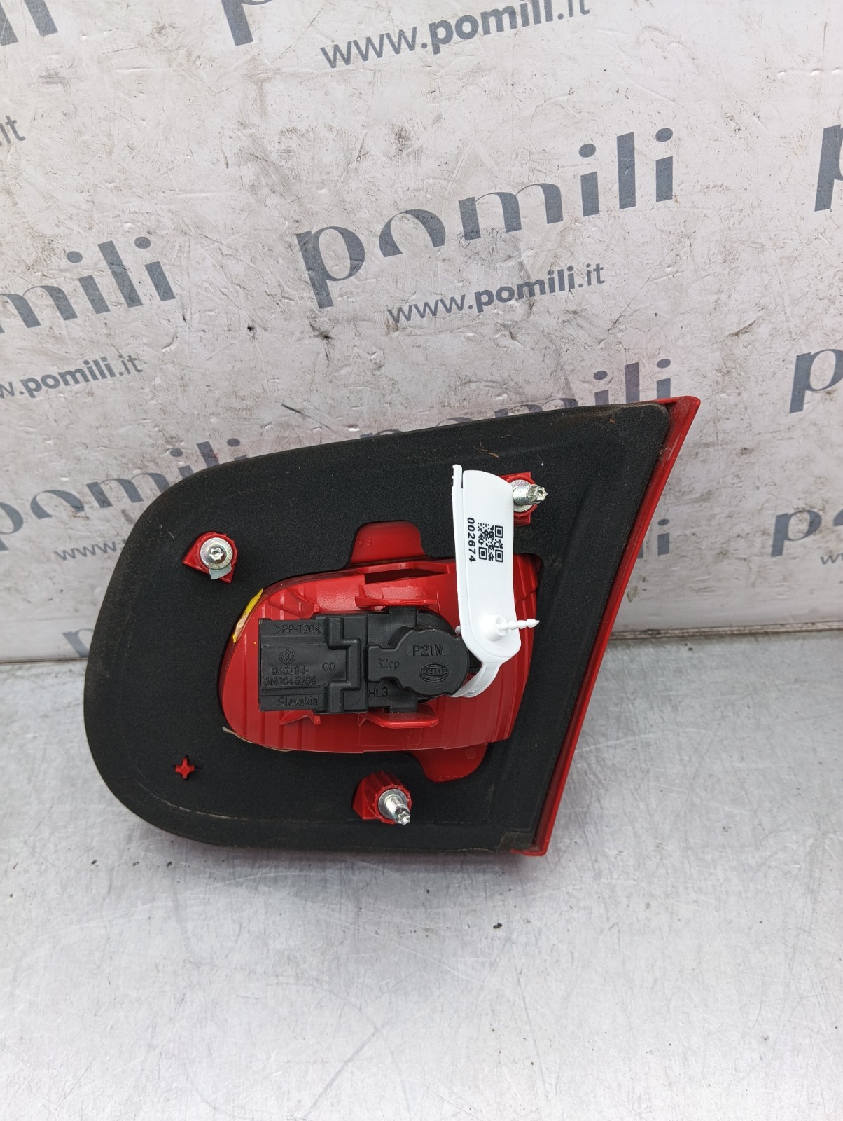 Pomili Fanaleria Volkswagen Eos fanale posteriore sinistro portellone 1Q0945093 usato