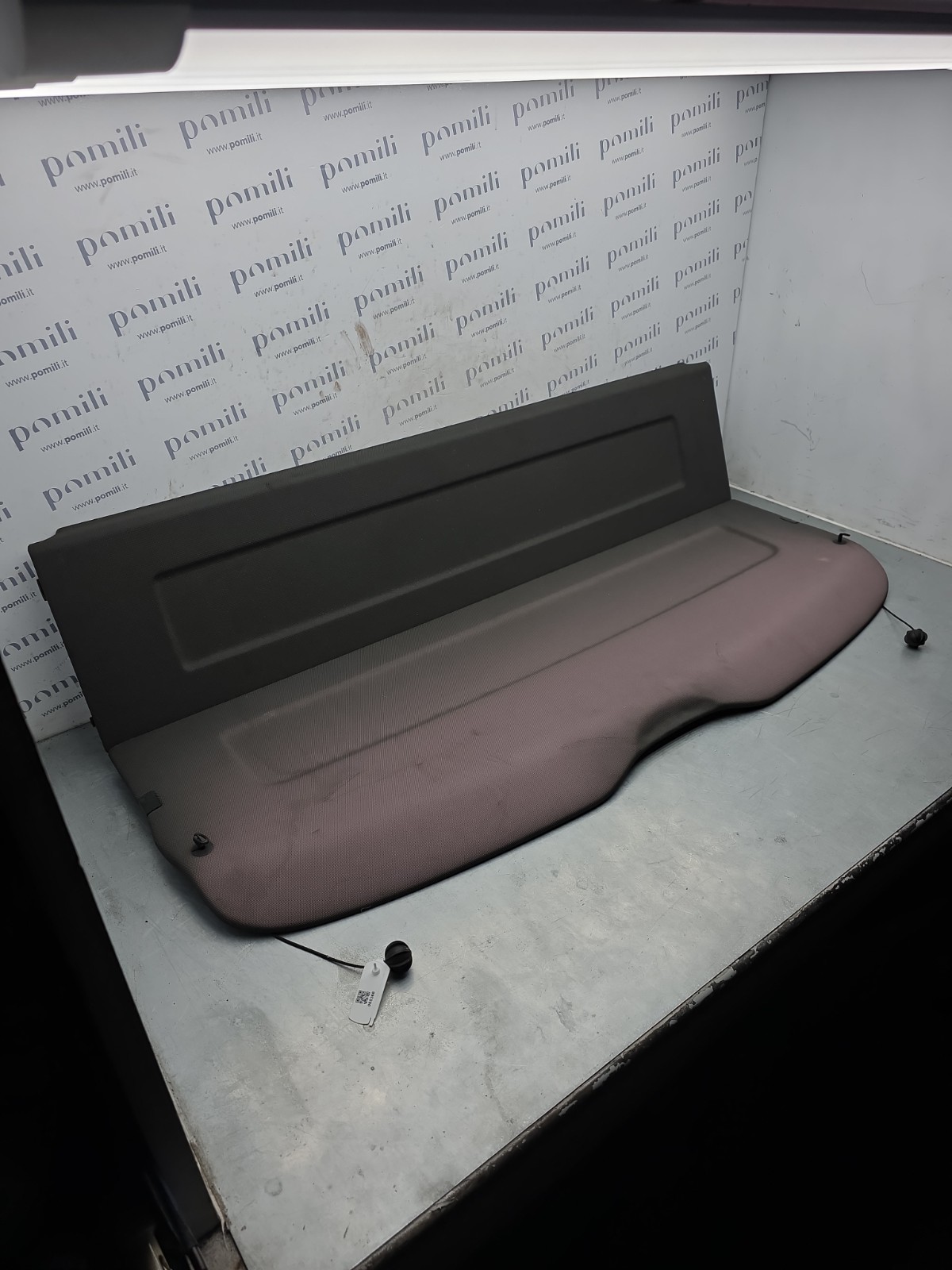 Pomili Rivestimenti interni Cappelliera Audi Q5 8R0867769E usata