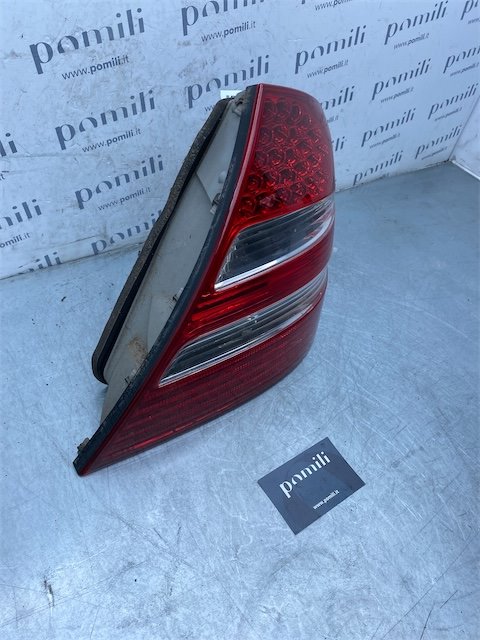 Pomili Fanaleria Mercedes-Benz Classe E W/S211 fanale posteriore destro