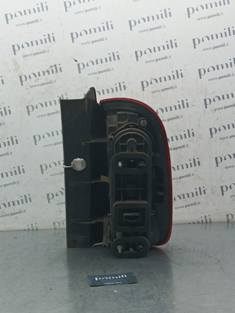 Pomili Fanaleria Dacia Duster fanale posteriore sinistro