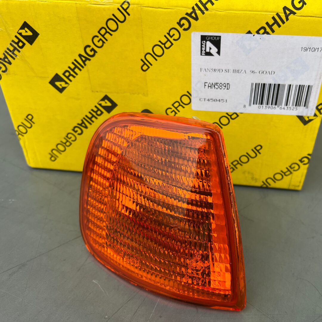 Sara Autoricambi Fanaleria Rhiag VW Polo Caddy 95-06 indicatore di direzione destro