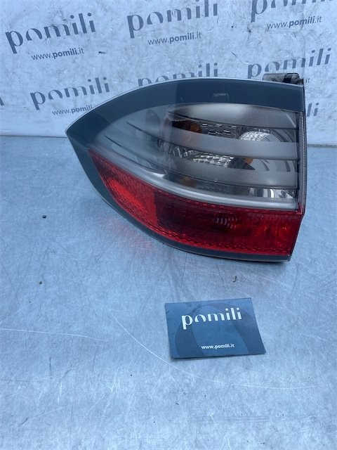 Pomili Fanaleria Ford S-Max CA1 fanale posteriore esterno sinistro
