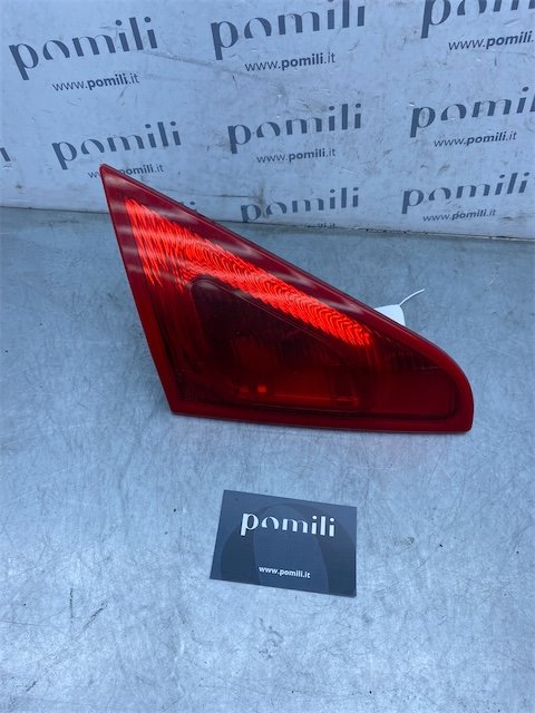 Pomili Fanaleria Fanale posteriore interno sinistro S001 MITSUBISHI COLT