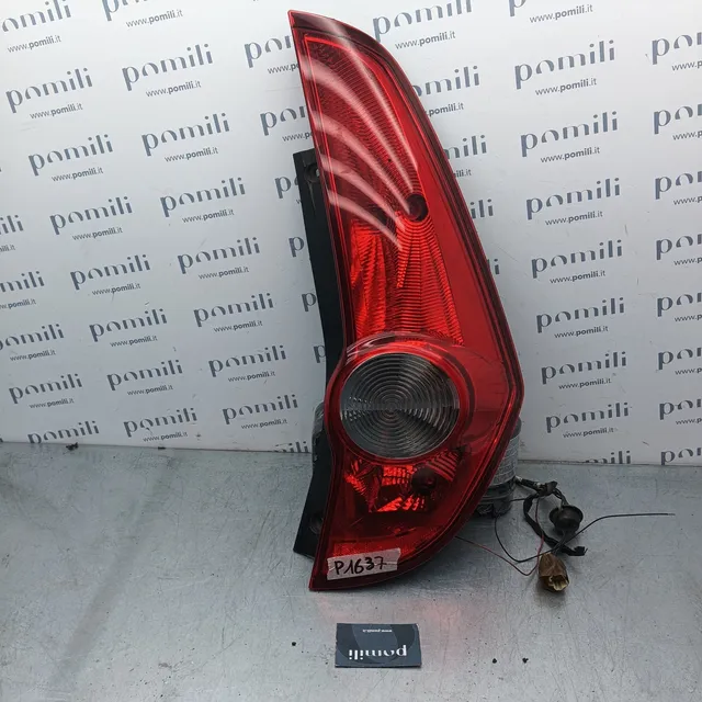 Pomili Fanaleria Opel Agila B 89071609 fanale posteriore destro usato