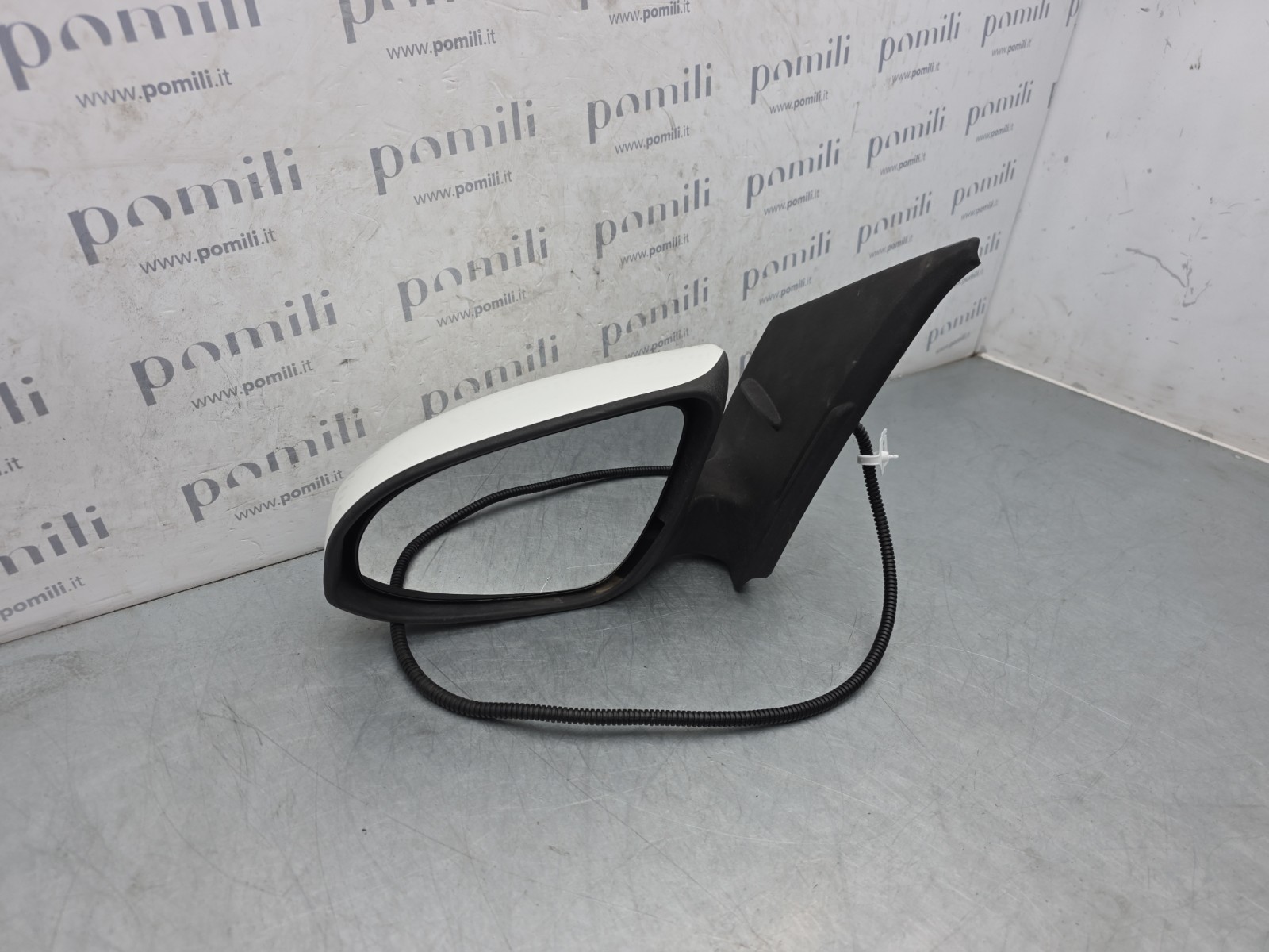 Pomili Cristalli Toyota Aygo II specchietto sinistro 5 PIN usato