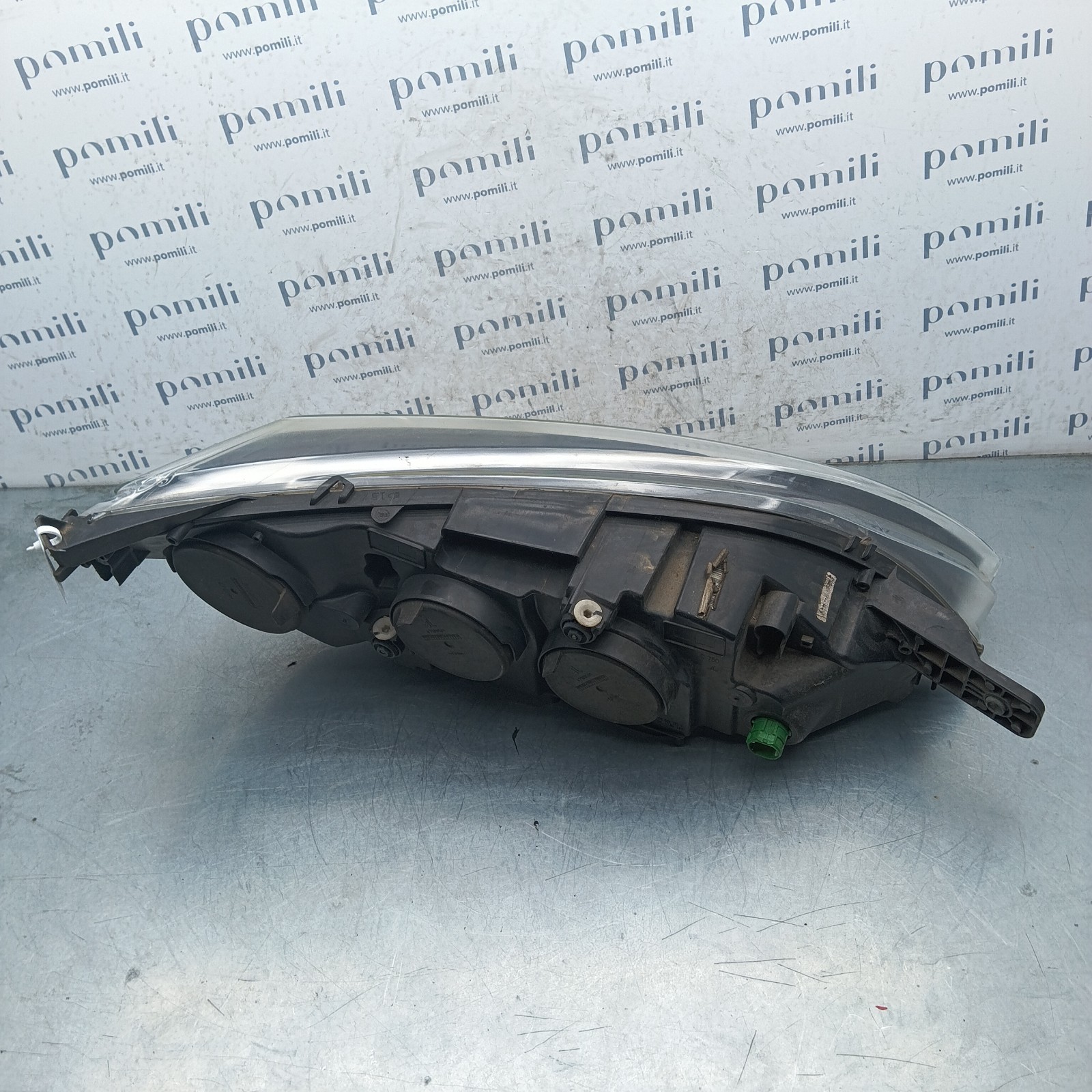Pomili Fanaleria Fiat Ducato Peugeot Boxer Citroen Jumpy faro anteriore sinistro usato
