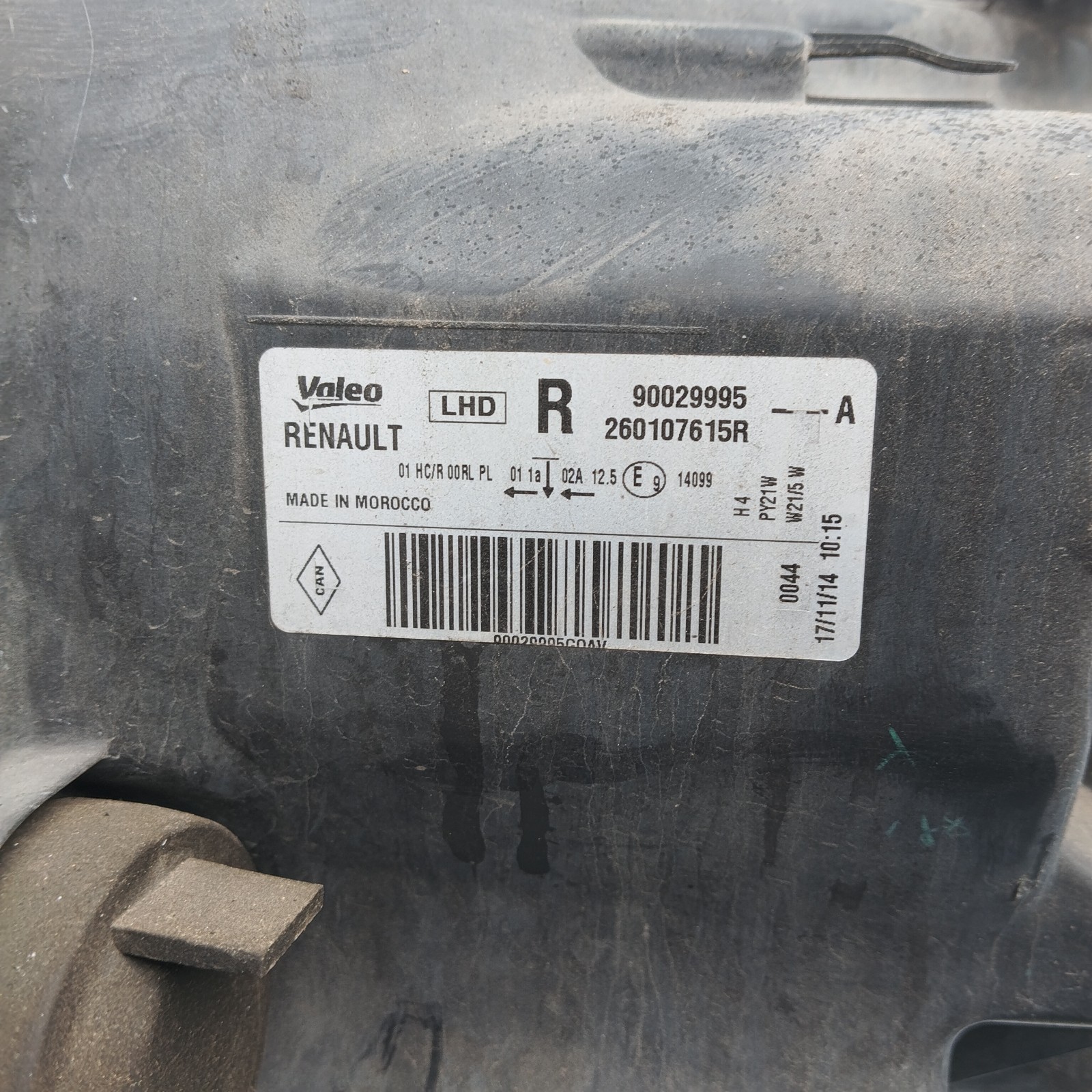Pomili Fanaleria Dacia Sandero II 260107615R faro anteriore destro usato