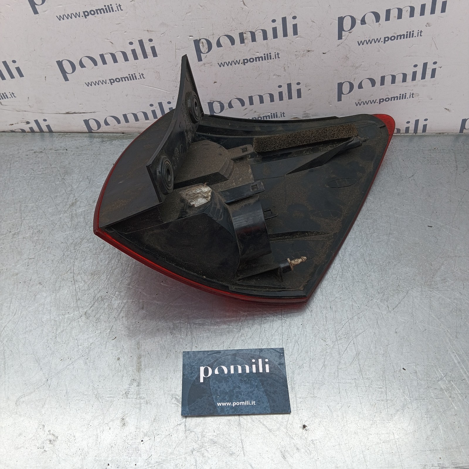 Pomili Fanaleria Fanale posteriore sinistro Nissan Qashqai 2006-2010 89070311 usato