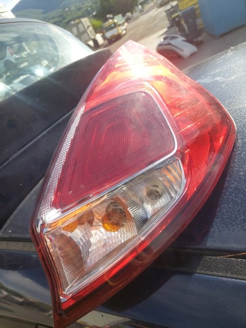 Pomili Fanaleria Ford Fiesta CCN fanale posteriore destro