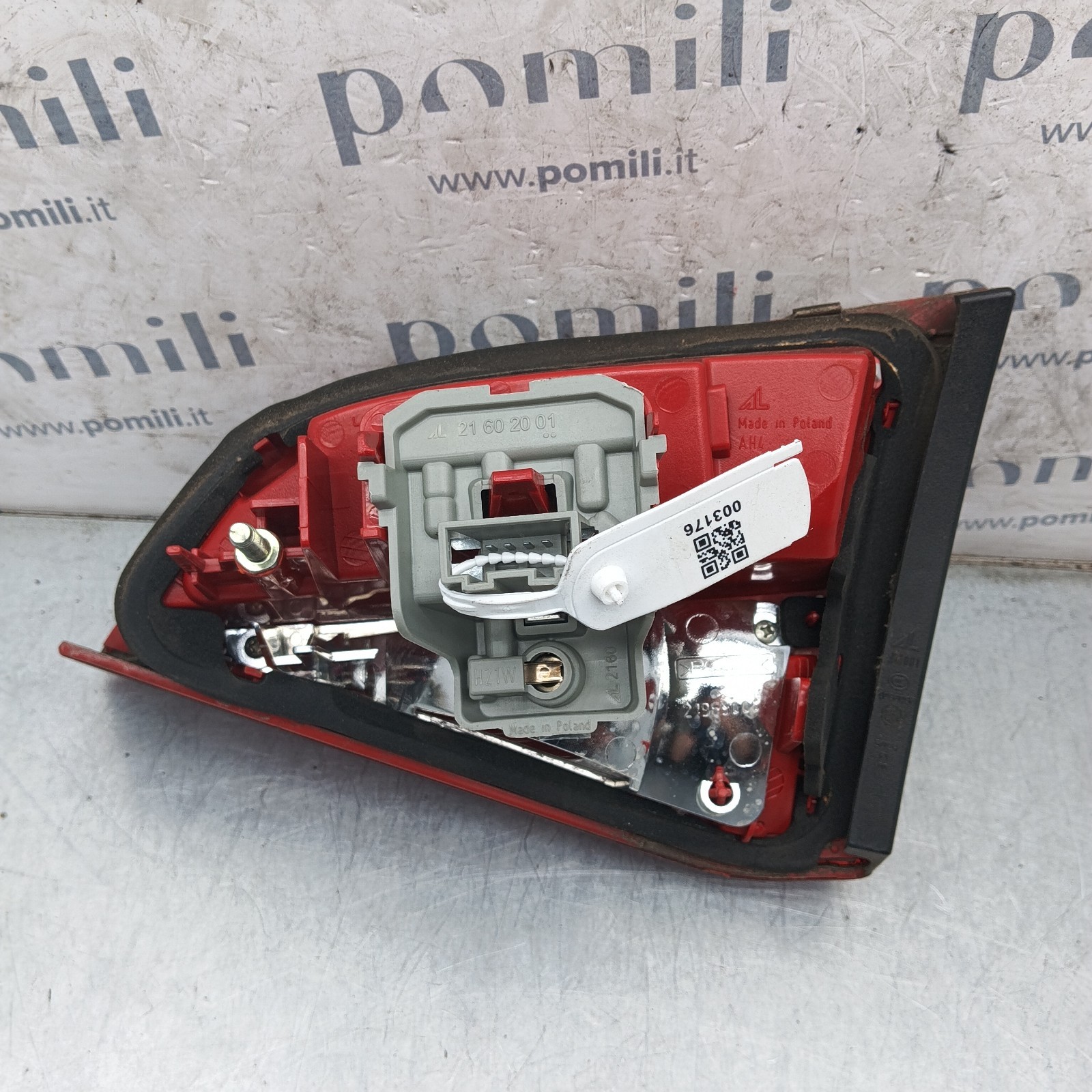 Pomili Fanaleria Audi A4 B8 8K9945093B fanale posteriore sinistro portellone usato