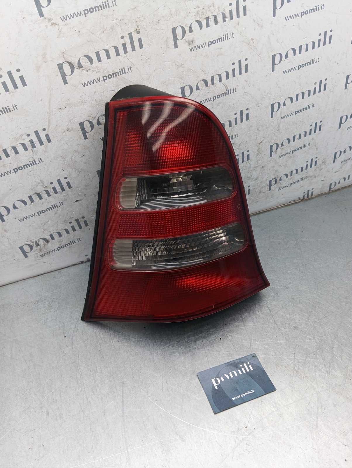 Pomili Fanaleria A1688200164 fanale posteriore sinistro usato