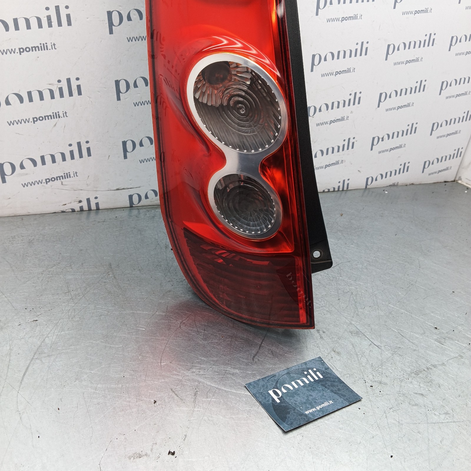 Pomili Fanaleria Fanale posteriore sinistro Ford Fiesta V 6S61-13405-A usato