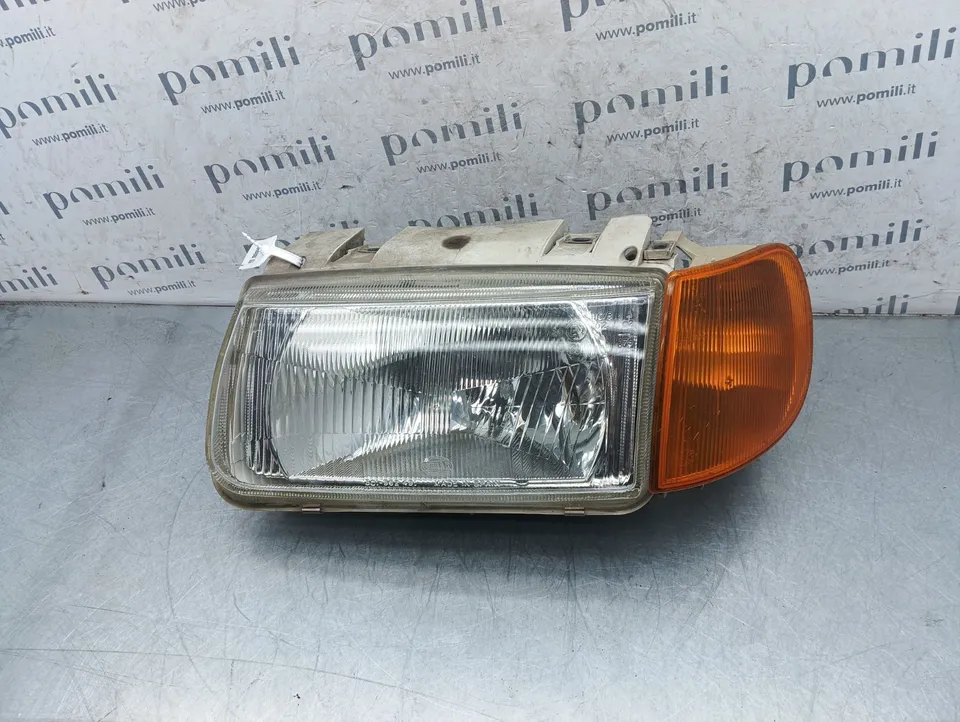 Pomili Fanaleria Volkswagen Polo III faro anteriore sinistro con freccia usato