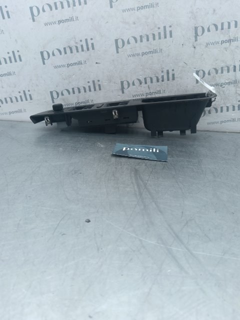 Pomili Rivestimenti interni e parti interne Alzacristallo porta ant. VOLKSWAGEN JETTA (1K) sinistro
