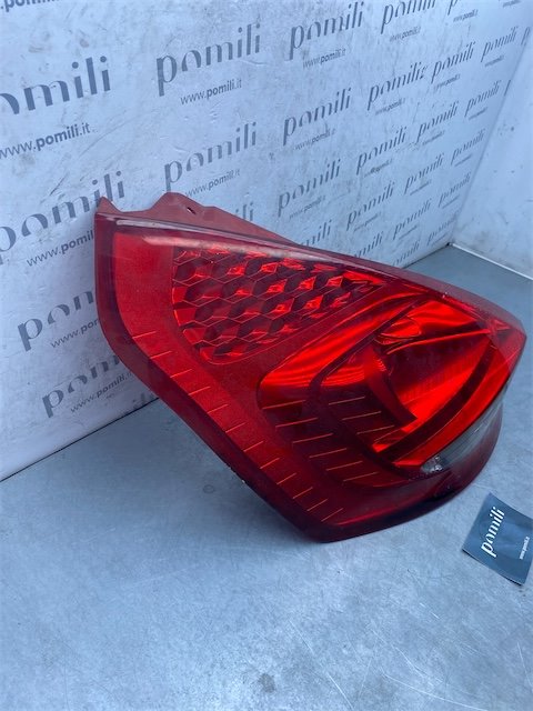 Pomili Fanaleria Fanale posteriore Ford Fiesta CB1 sinistro