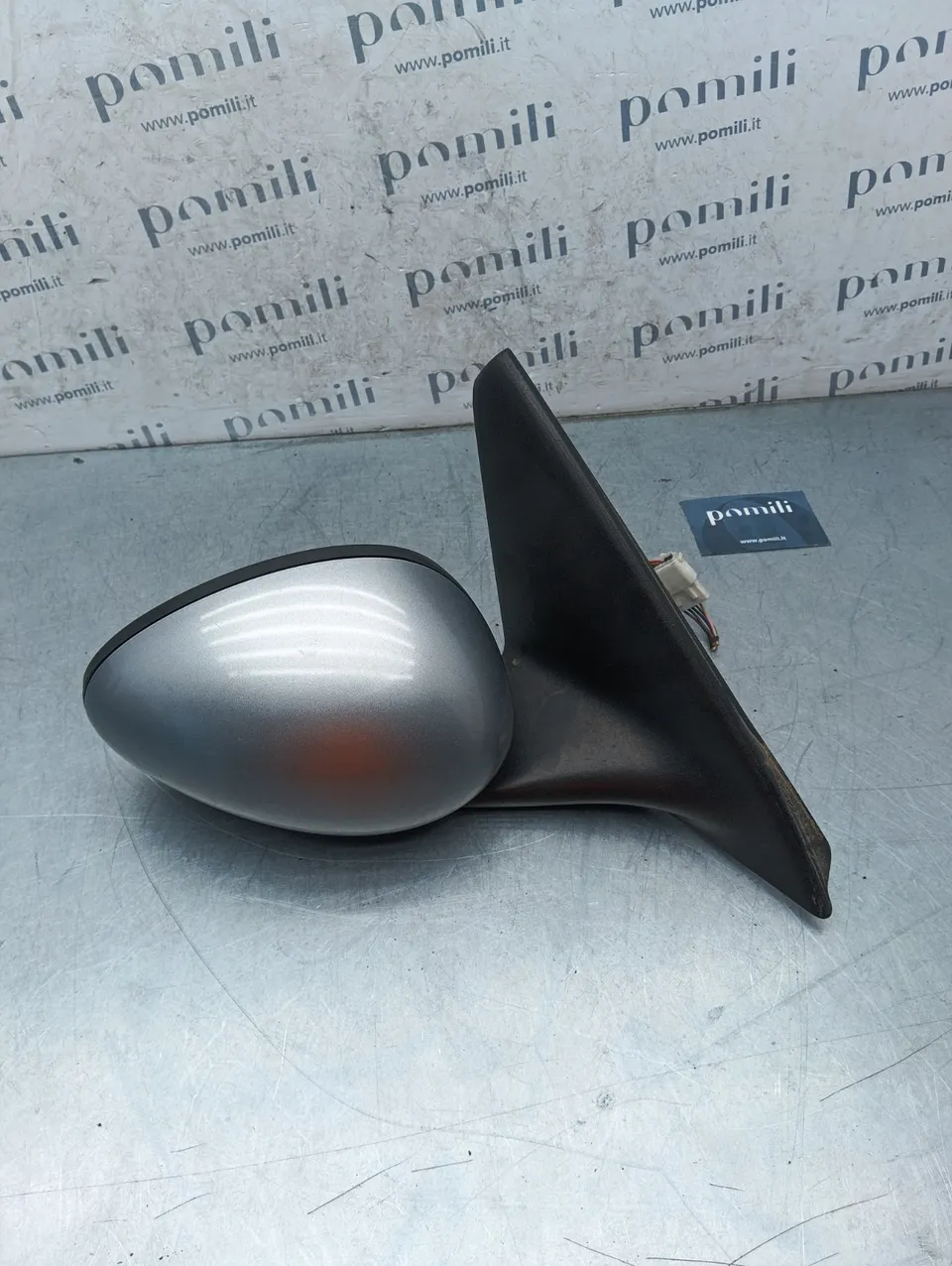 Pomili Cristalli Alfa Romeo 147 specchietto retrovisore destro 5 PIN 024133 usato