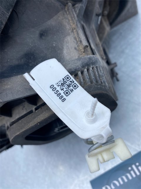 Pomili Fanaleria Fanale post. DX VOLKSWAGEN POLO (6C) (03/14>02/18<)
