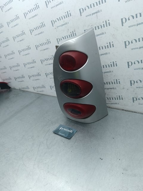 Pomili Fanaleria Smart Fortwo A/C450 fanale posteriore destro