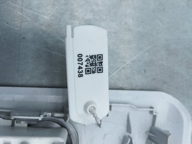Pomili Fanaleria luce cortesia anteriore tetto Peugeot 2008