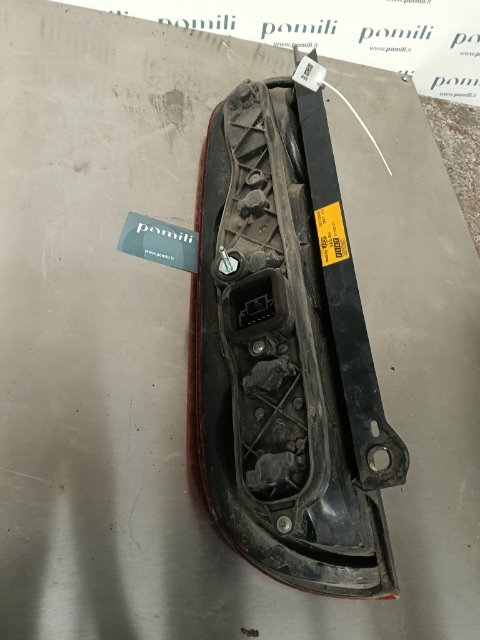 Pomili Fanaleria Fanale post. DX FIAT DOBLO’ CARGO (3C) (07/05>12/11<) fanale destro