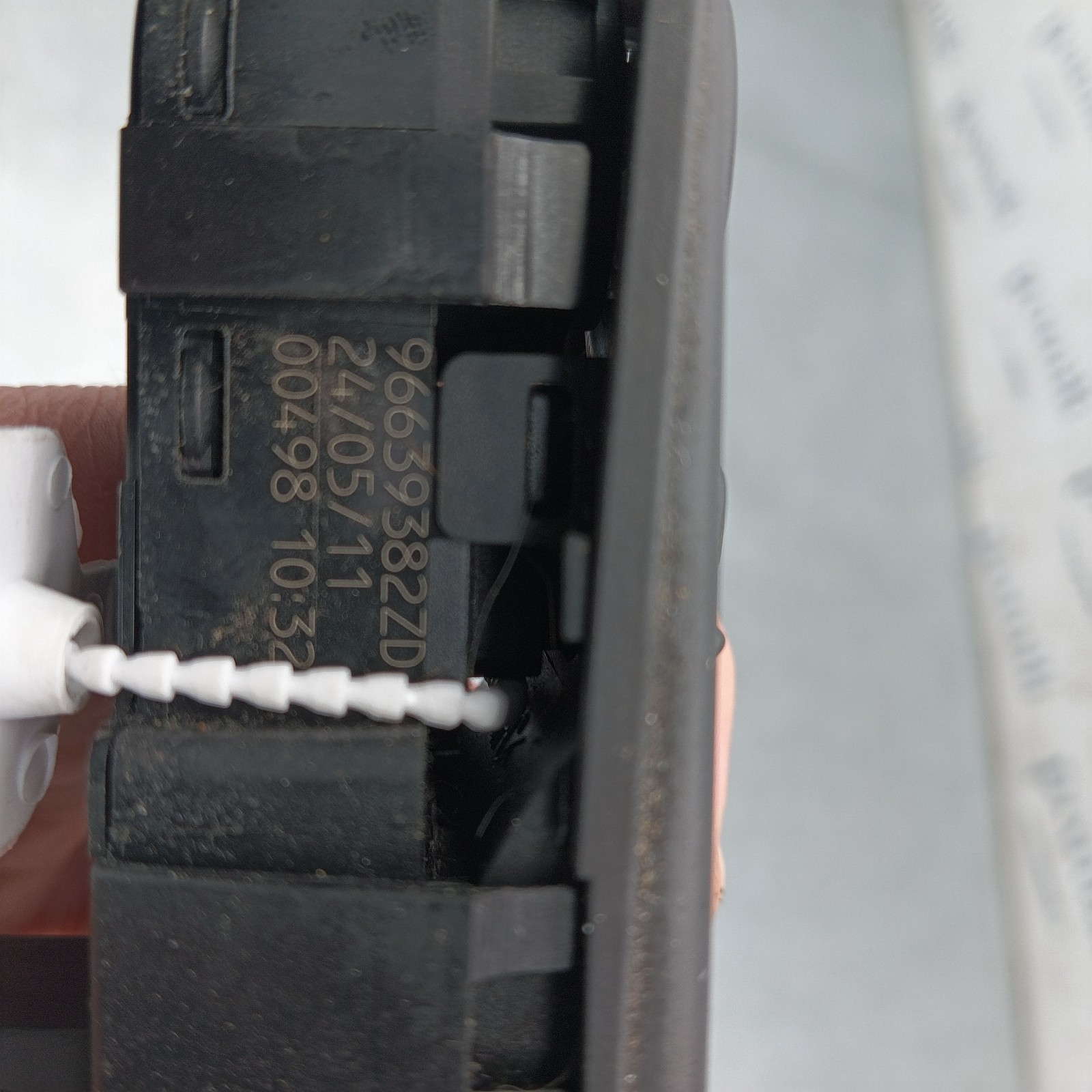 Pomili Rivestimenti interni Citroen C4 Picasso 96639382ZD pulsantiera alzacristalli usata