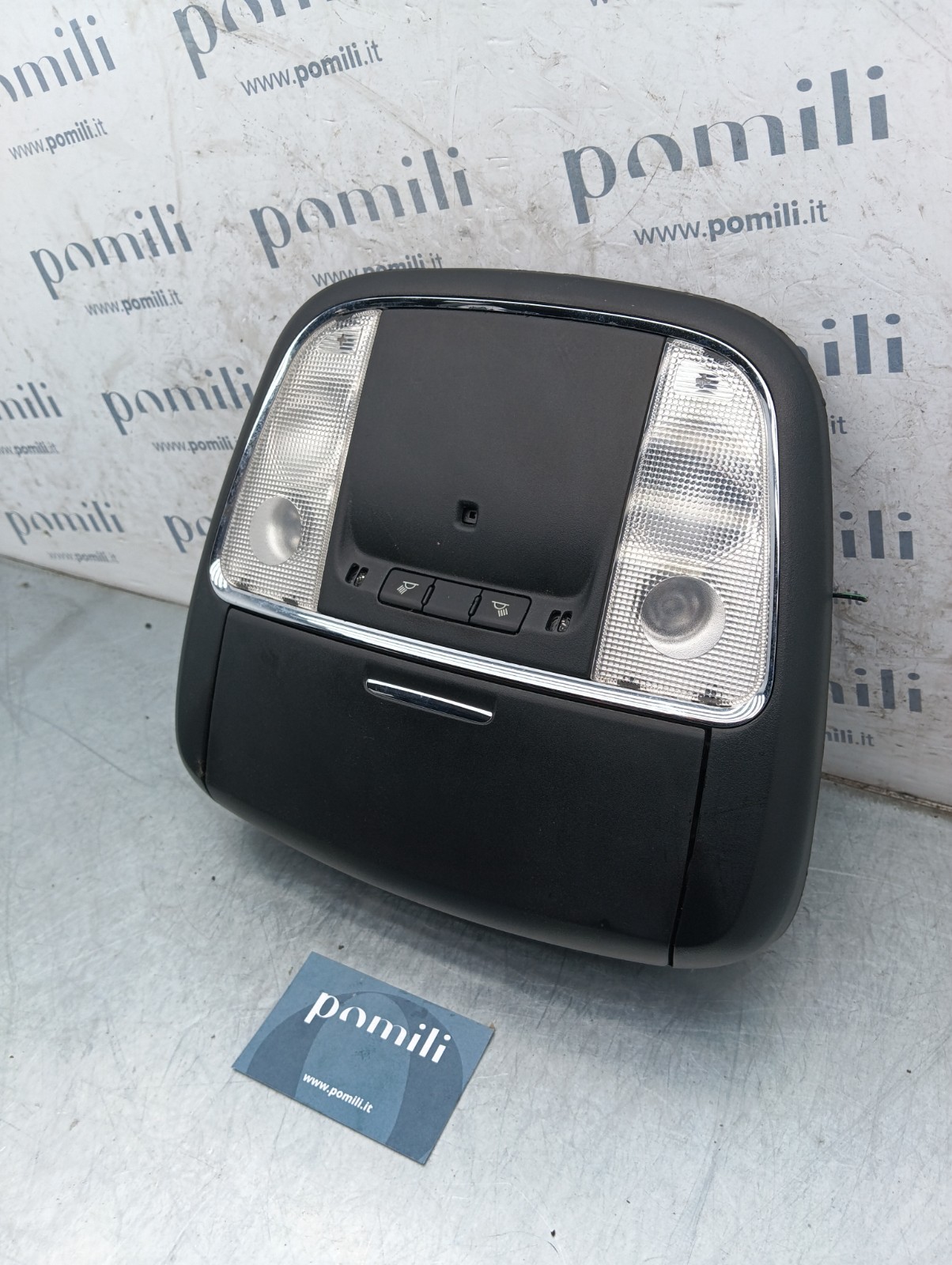 Pomili Fanaleria Lancia Thema 2115256 plafoniera usata