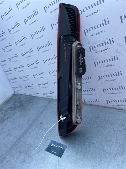 Pomili Fanaleria Ford Focus (CAP) (11/04>06/08<) fanale posteriore S001