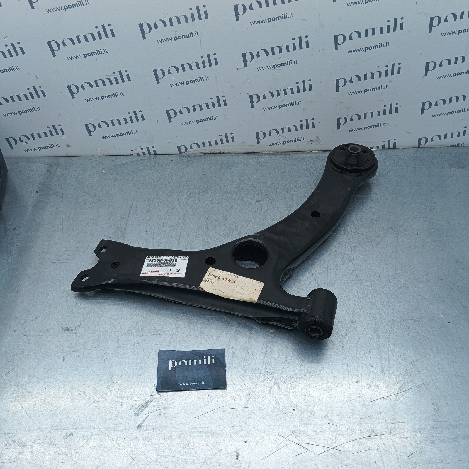 Pomili Sterzo e ammortizzatori Braccio oscillante inferiore anteriore destro Toyota Corolla Verso 480680F010