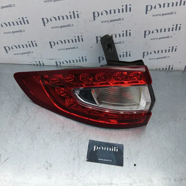 Pomili Fanaleria Fanale posteriore sinistro Ford Mondeo Turnier (2014-24) 21050103 usato