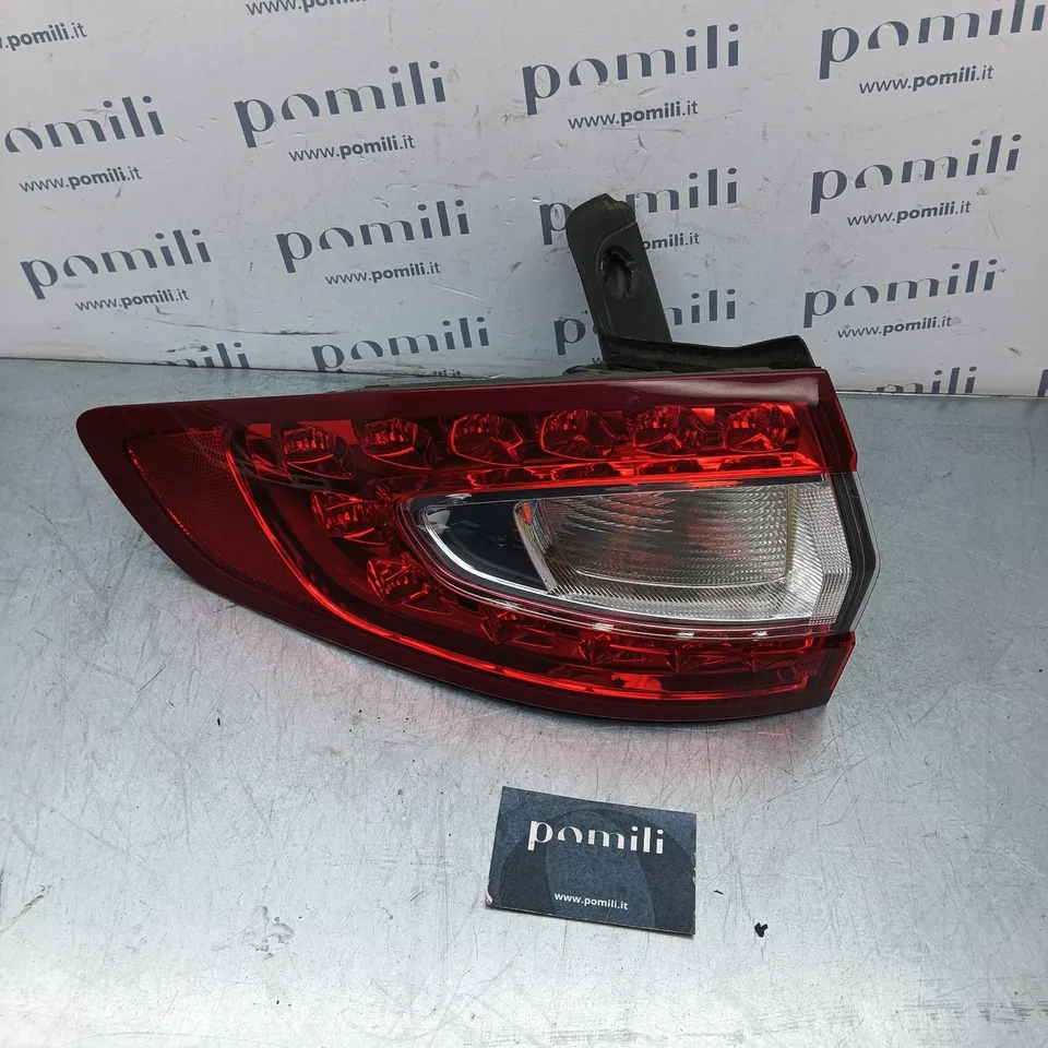 Pomili Fanaleria Fanale posteriore sinistro Ford Mondeo Turnier (2014-24) 21050103 usato