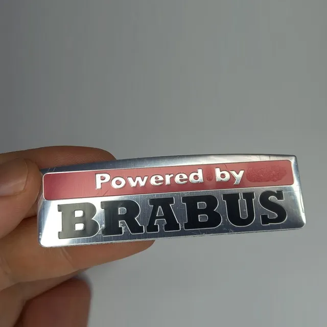 Xtreme Racing Decorazioni Auto e Adesivi Stemma interno Powered by Brabus Silver 8 × 2,5 cm
