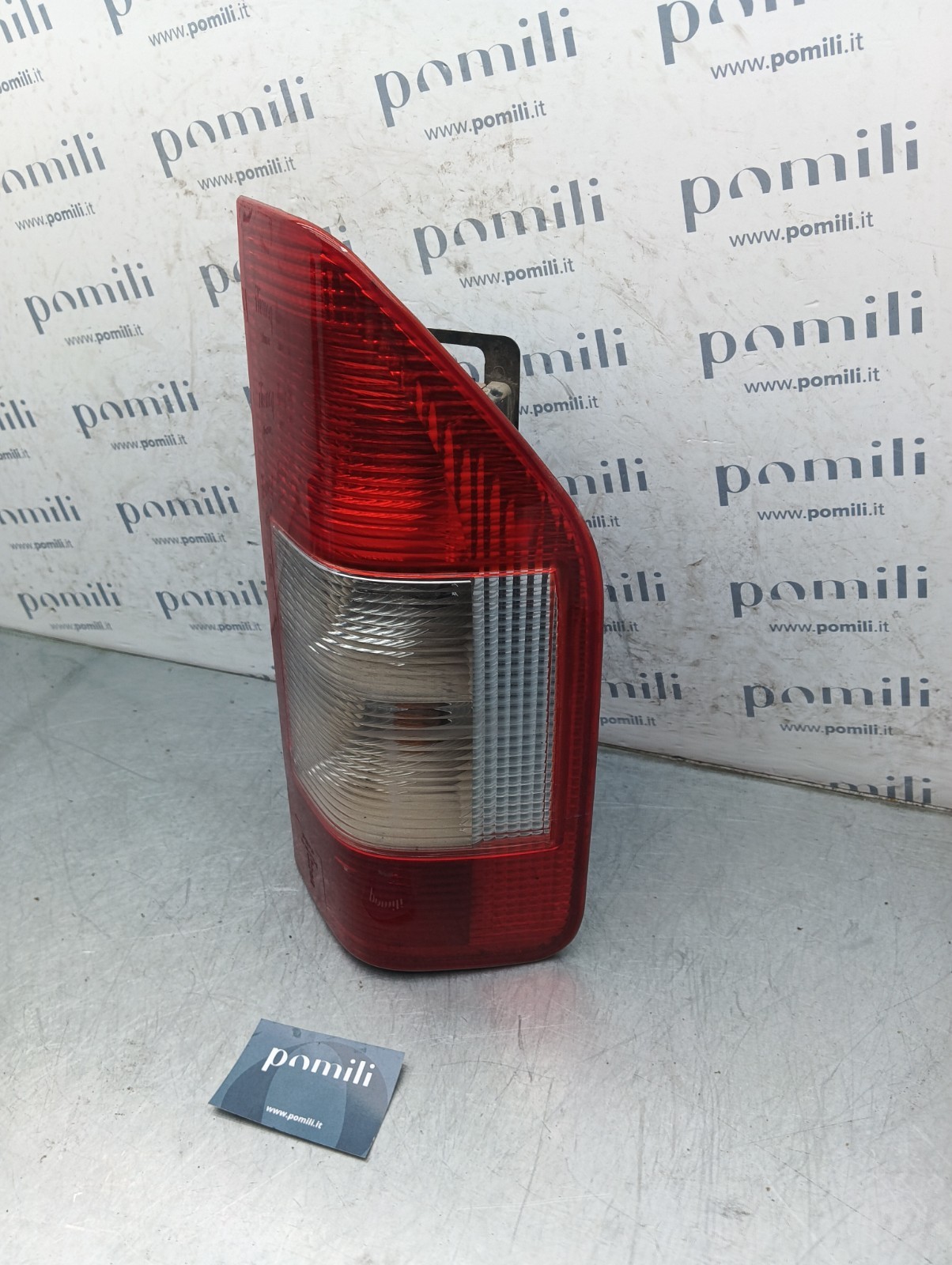 Pomili Fanaleria Mercedes Sprinter fanale posteriore destro usato